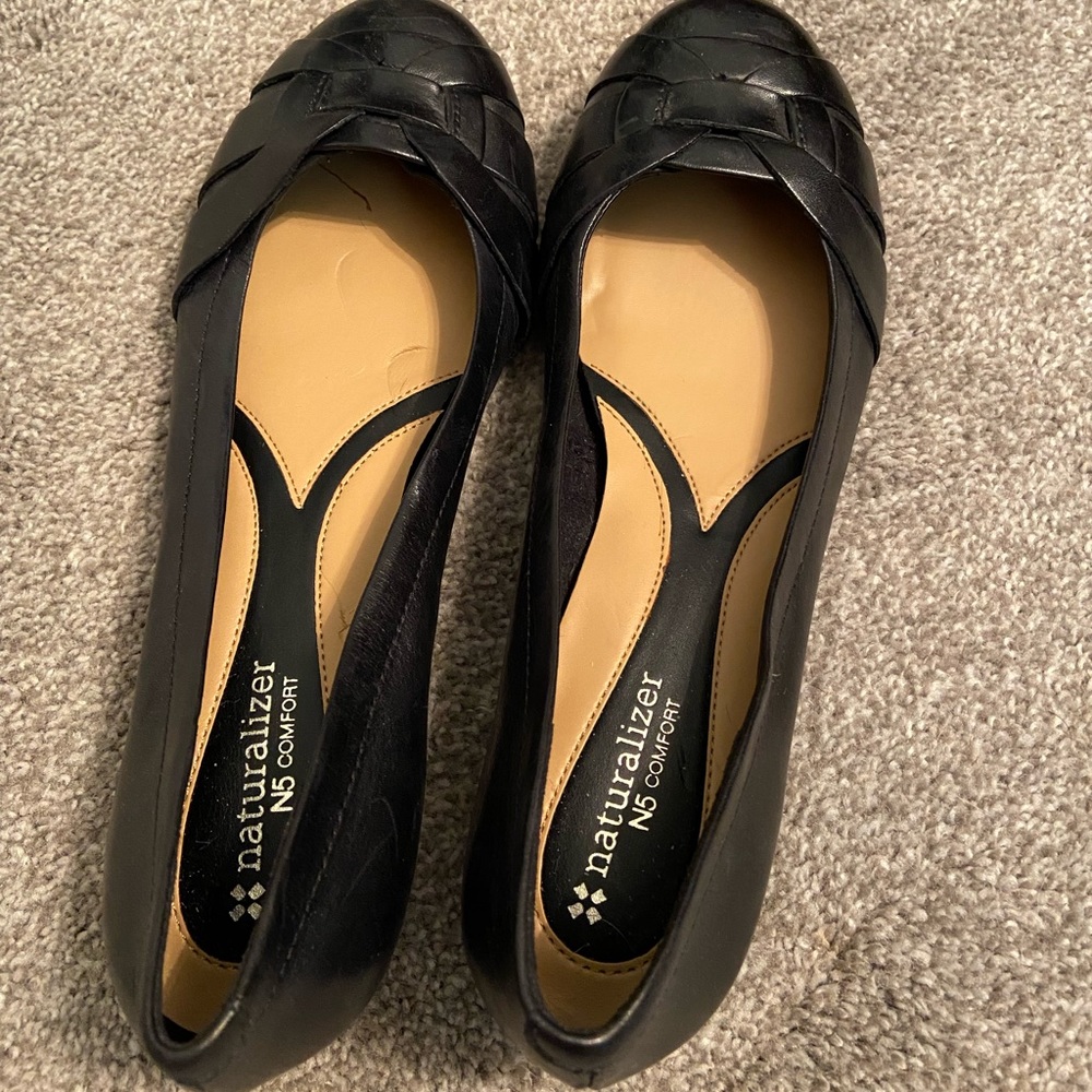 Naturalizer flats